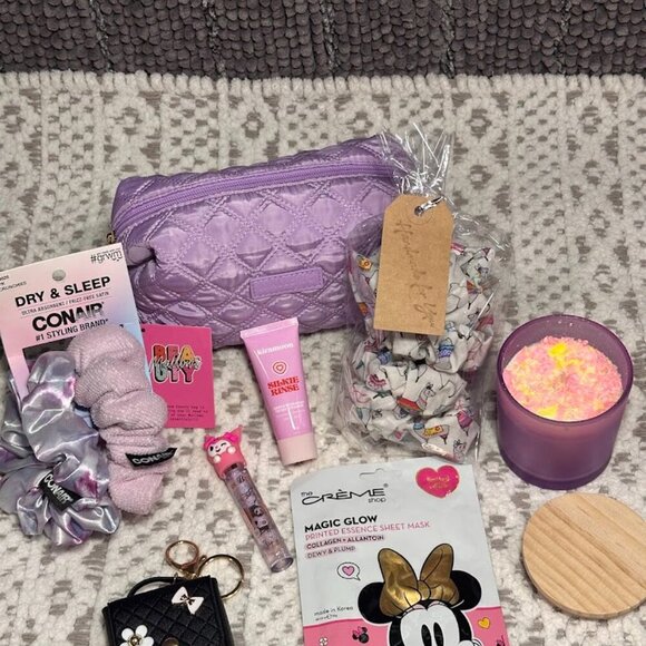 *BUNDLE* Mallows Cosmetic Bag FULL of Beauty Fun & Candle Perfect for Mom & Girl - Picture 4 of 16